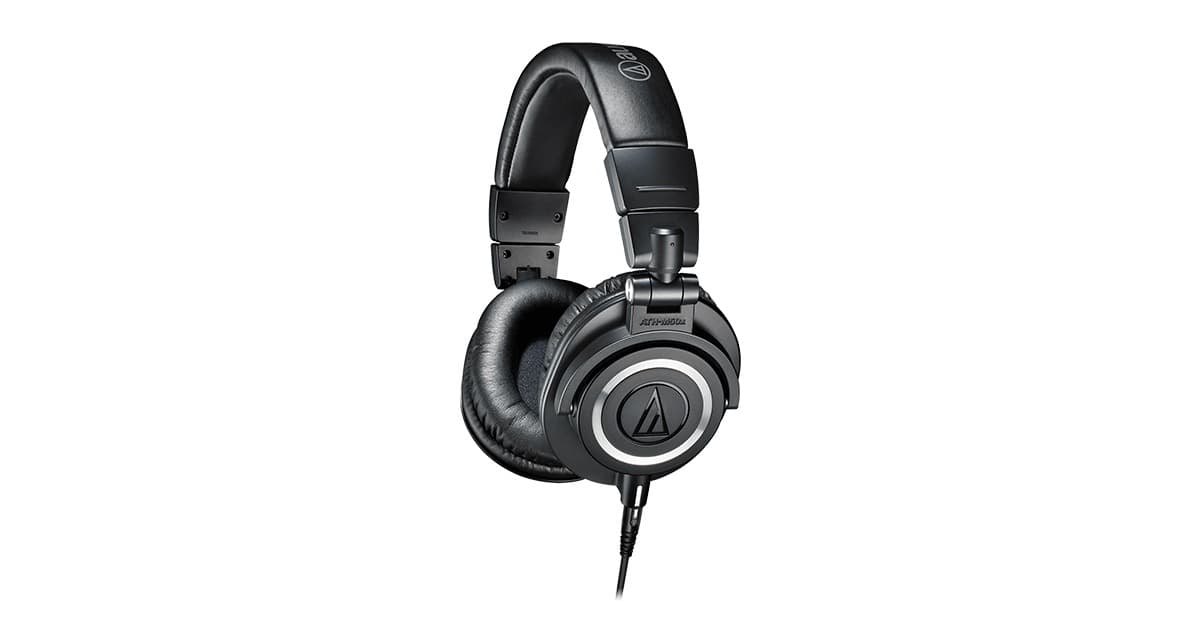 closed-back type of headphones